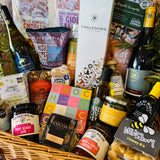 Chococo handcrafted chocolates, Beaulieu honeycomb bar, Fordingbridge vanilla fudge and New Forest Shortbread from The Indulgent Celebration Hamper