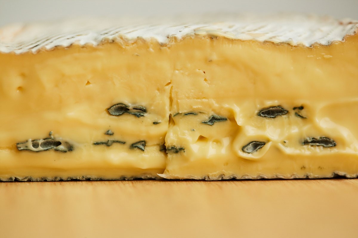 Isle Of Wight Cheese Blue 6 (1)